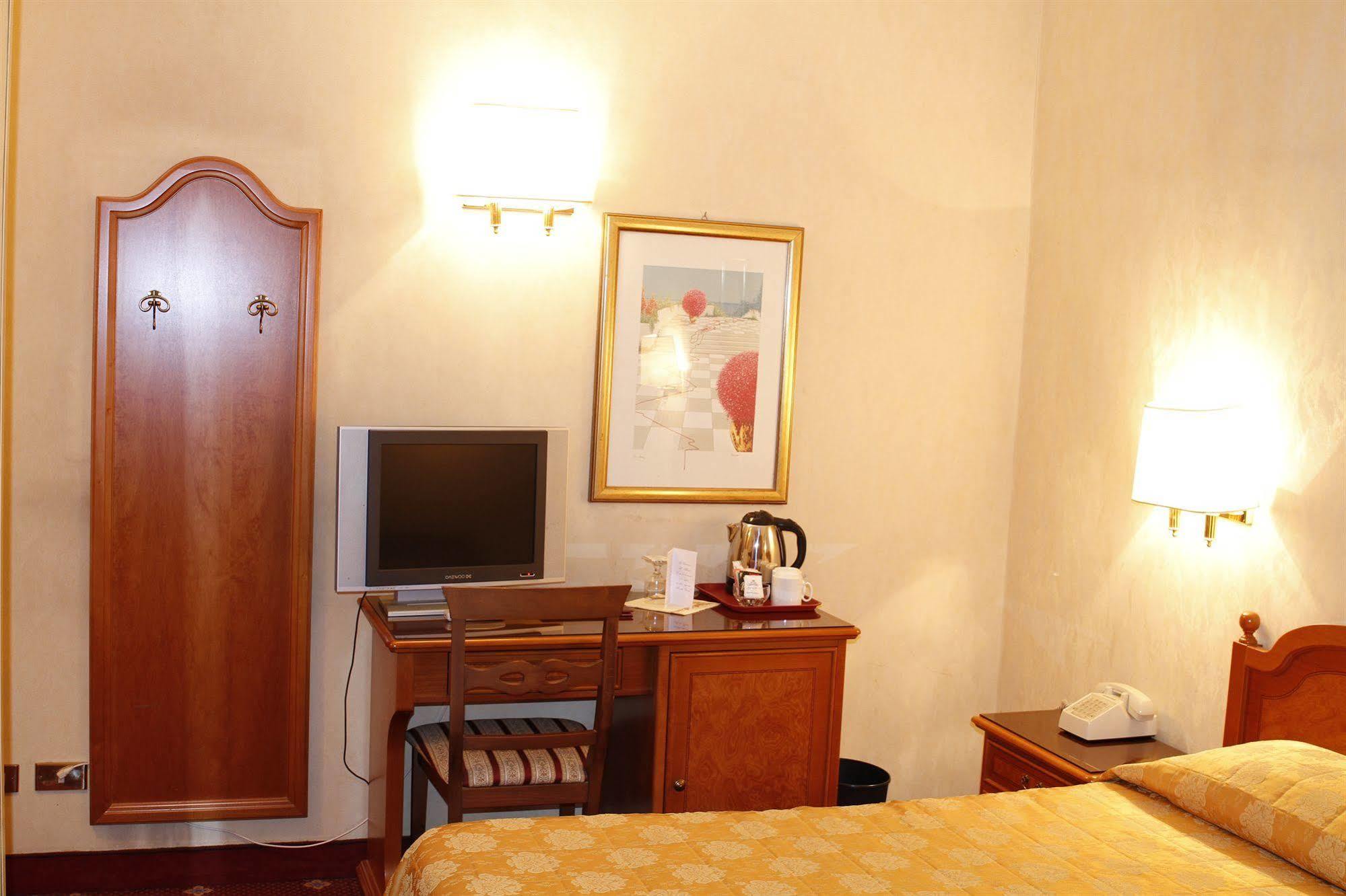 Hotel Pace Helvezia Roma Ngoại thất bức ảnh